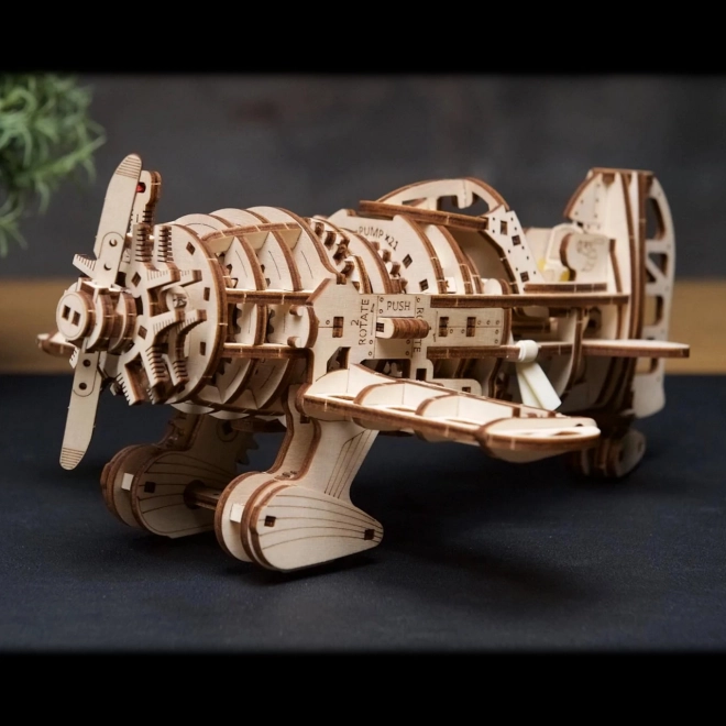 Ugears 3D Holzmechanik-Puzzle Mad Hornet Flugzeug