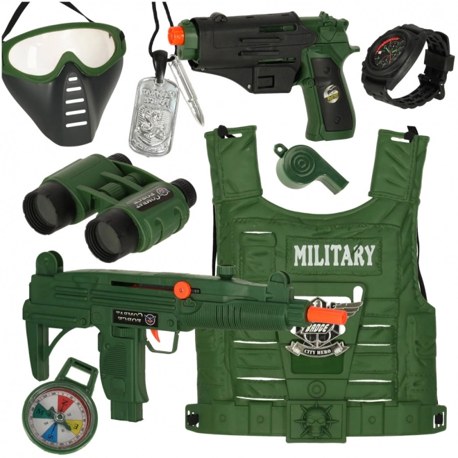Militärset mit Weste, Gewehr und Fernglas