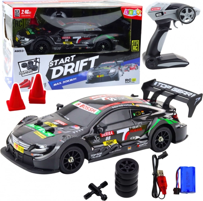 RC-Rennwagen mit Fernsteuerung schwarzer Karbon 30km/h 1:16