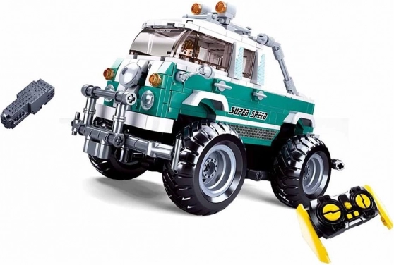 Große Räder und Offroad-Ausstattung