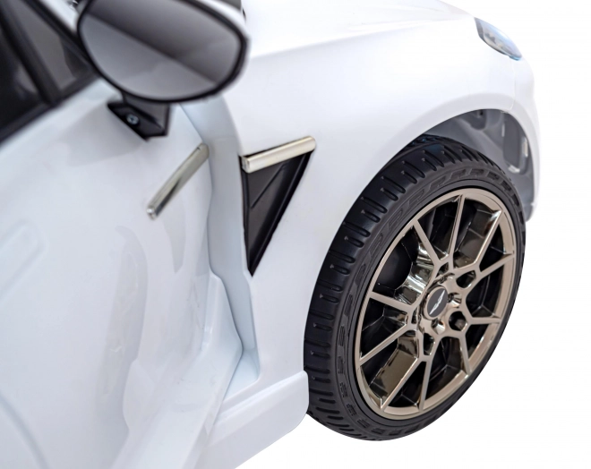 Aston Martin DBX Weiß