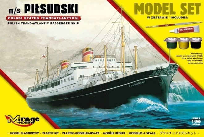 Modellbausatz M/S Piłsudski Polnisches Transatlantikschiff