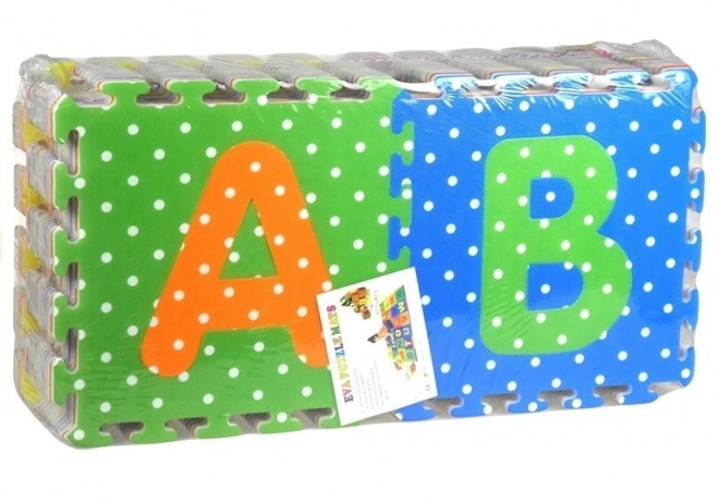 Bunte Schaumstoffpuzzle Alphabet und Zahlen