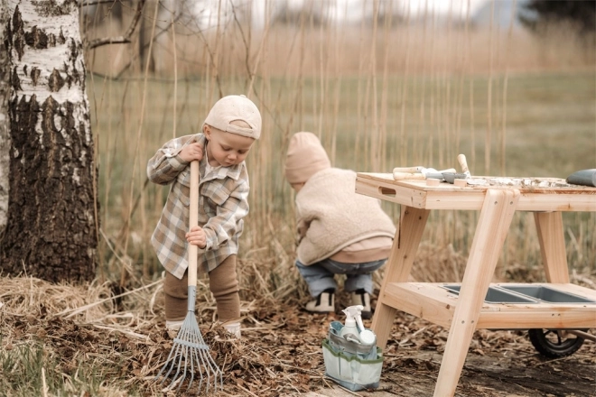 Kleine Outdoor Spielküche aus Holz