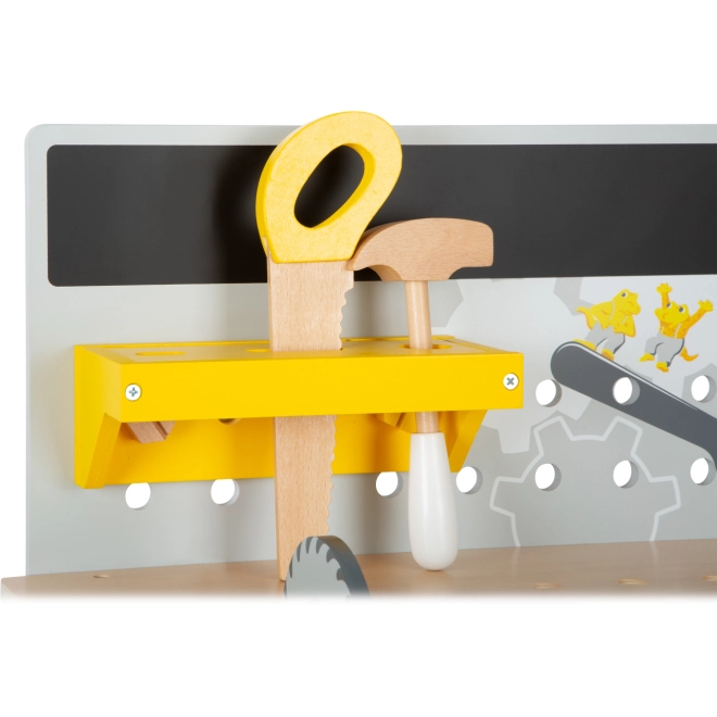 Komplettes Set aus Holzwerkzeugen