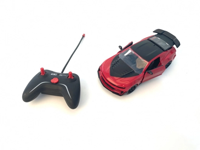 Sportliches RC Auto rot