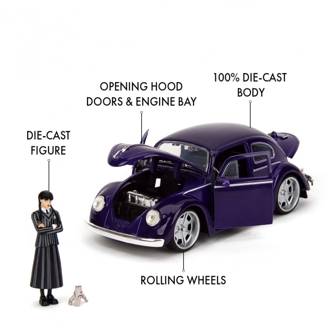 VW Käfer Model 1:24 mit Wednesday Addams Figur