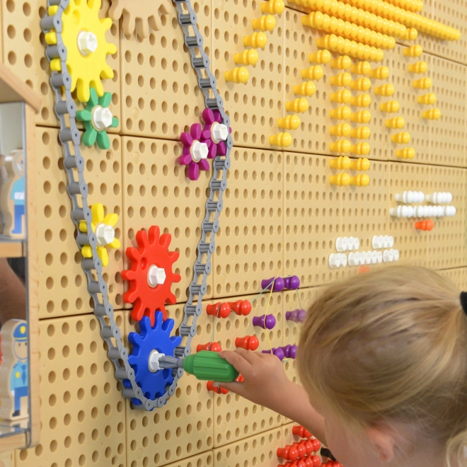 Masterkidz STEM Tafel mit Zahnrädern und Ketten 39 Teile