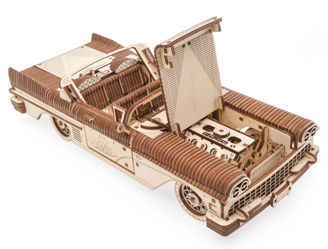 Detailgetreuer V8-Motor in Bewegung