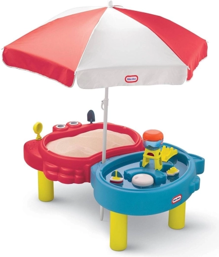 Integrierter Sonnenschirm für Spiel im Schatten