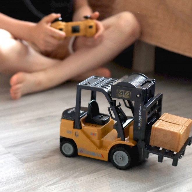 Woopie ferngesteuerter Gabelstapler RC 1:24