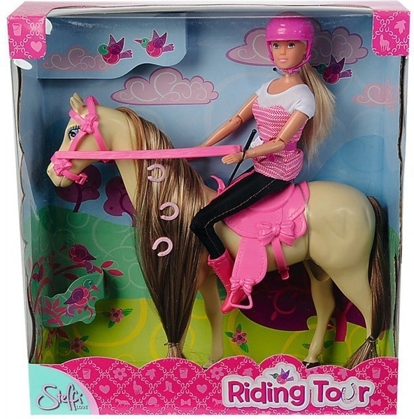 STEFFI Puppe im Jockey-Outfit auf dem Pferd
