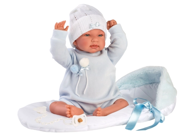 Weiches Outfit mit Accessoires