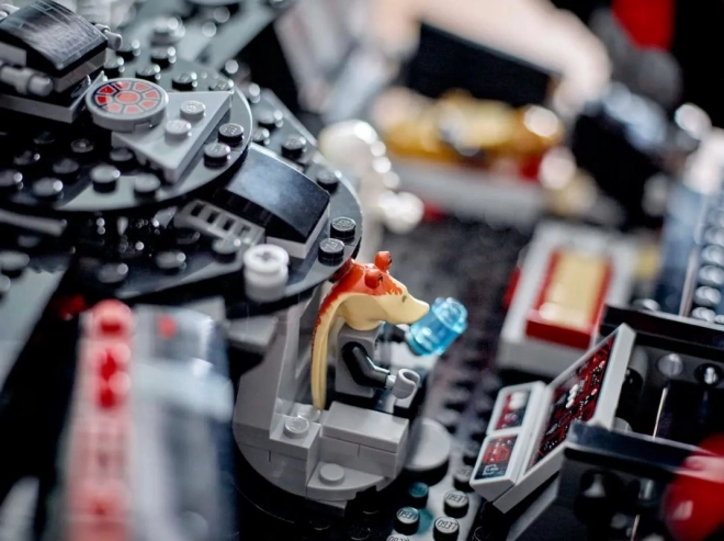 LEGO Star Wars Dunkler Falke