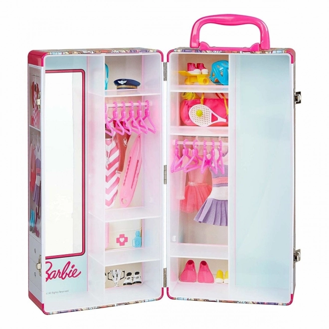 Barbie Kleiderschrank