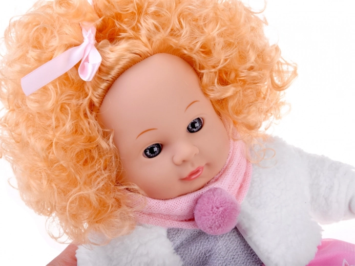 Volle blonde Locken zum Kämmen und Stylen