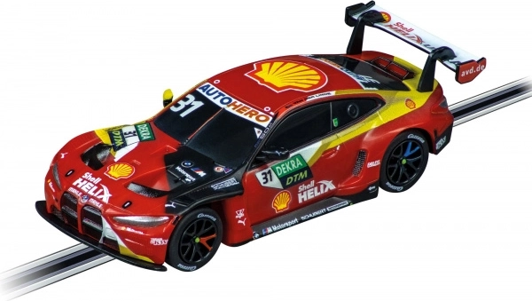 Detailreiche Rennfahrzeuge BMW M4 GT3 und Ferrari 488 GT3