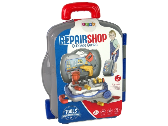 17‑teilige Ausstattung für realistisches Spiel