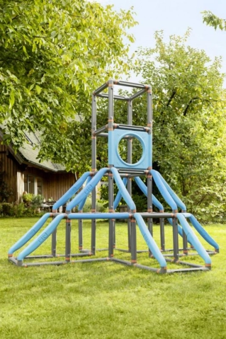 Großes Klettergerüst für Kinder