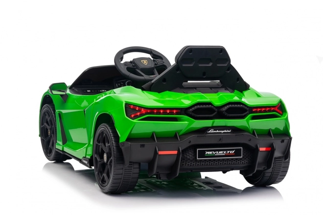 Elektrisches Auto Lamborghini Revuelto grün