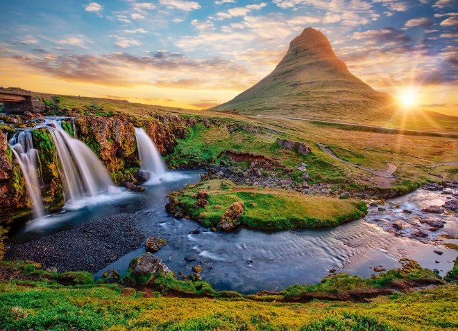 Puzzle Kirkjufellsfoss Wasserfall, Island - 2000 Teile