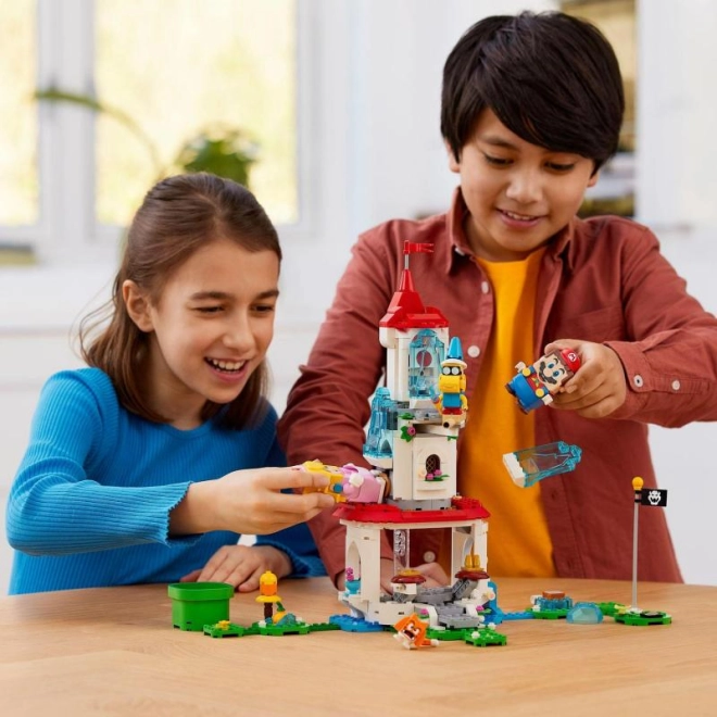 Interaktives Spielen mit LEGO Peach