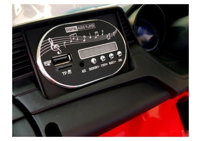 Musik und Lichter wie in einem echten Auto