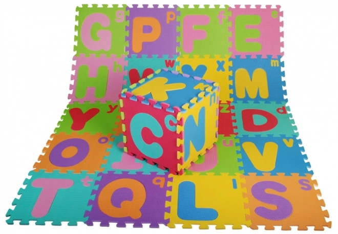 Bunte Schaumstoffpuzzle Buchstaben für Kinder