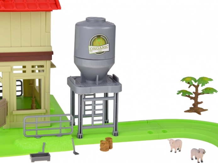 Futtersilo mit Schüttfunktion