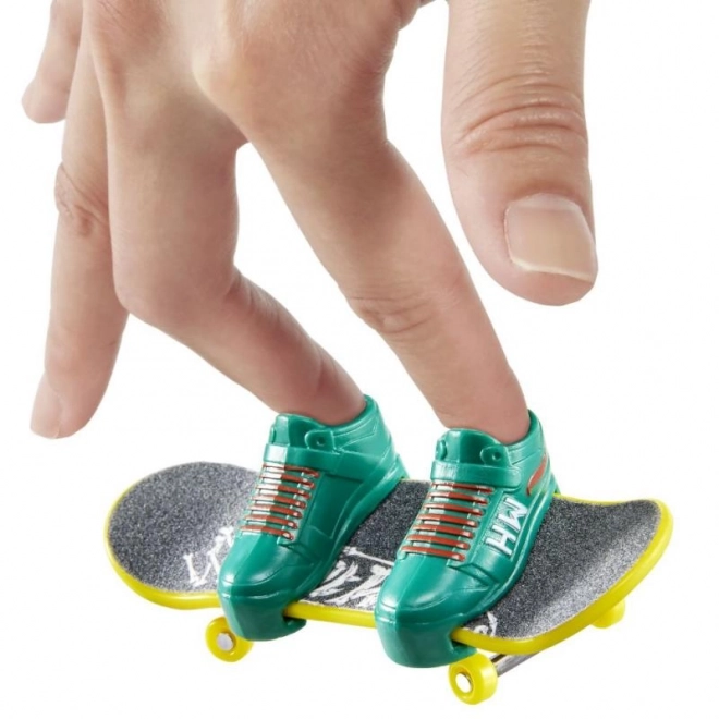 Hot Wheels Sammleredition Fingerboard und Schuhe