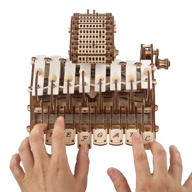 Mechanisches Musik-Puzzle Ugears Programmierbare Celesta