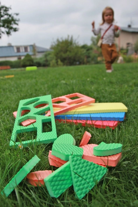 Geometrische Formen in Schaumstofftafeln