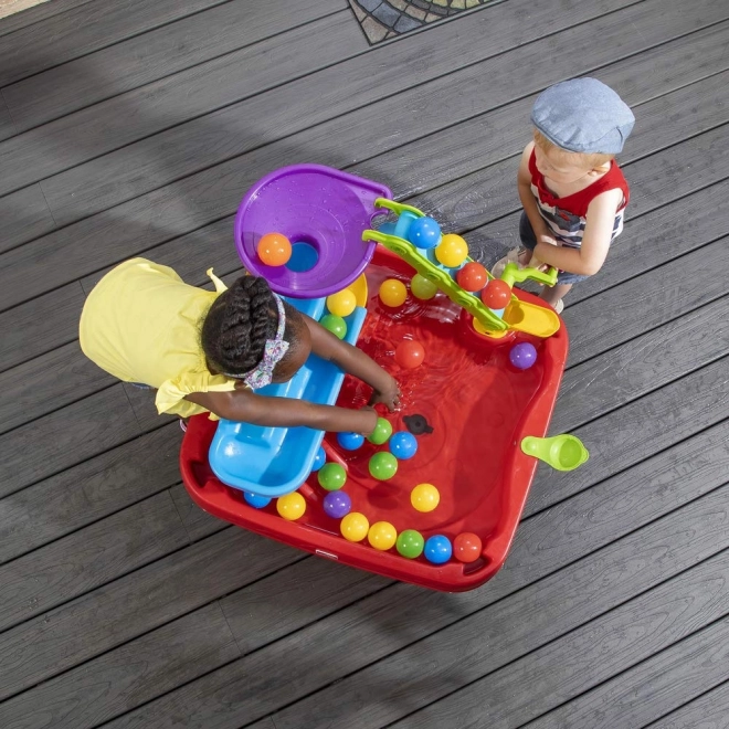 Tisch des kleinen Entdeckers Wasserspielplatz