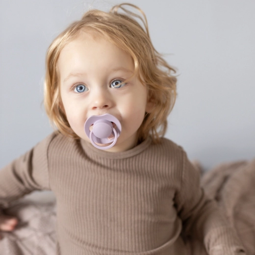 Leicht, robust und sicher für die Entwicklung von Biss und Sprache