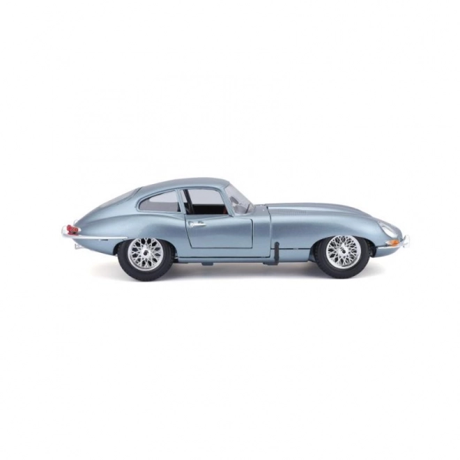 Bburago Jaguar E-Type Coupé Silber Blau Metallic Modell