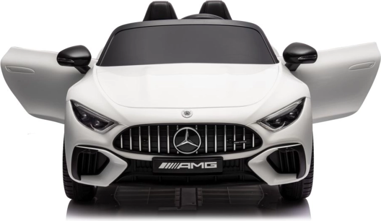 Öffnende Türen und durchdachtes Interieur