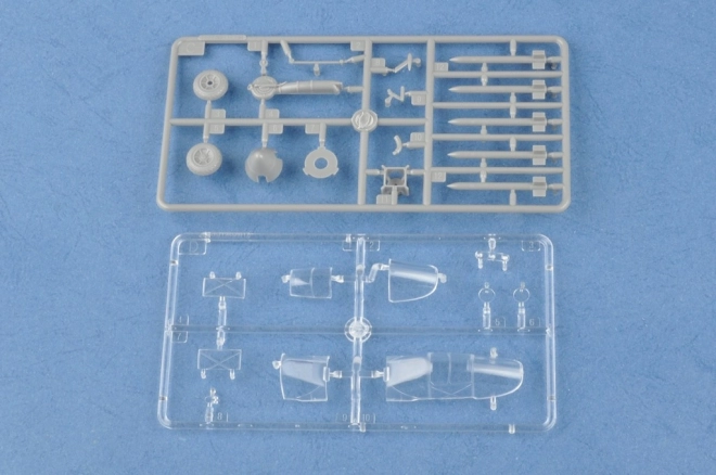 Plastikmodell des amerikanischen Kampfflugzeugs P-38 Lightning
