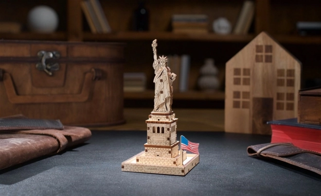 3D Holzmodell Freiheitsstatue