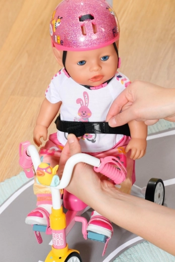 Sicheres Fahren mit Gurten und Schlaufen an den Pedalen