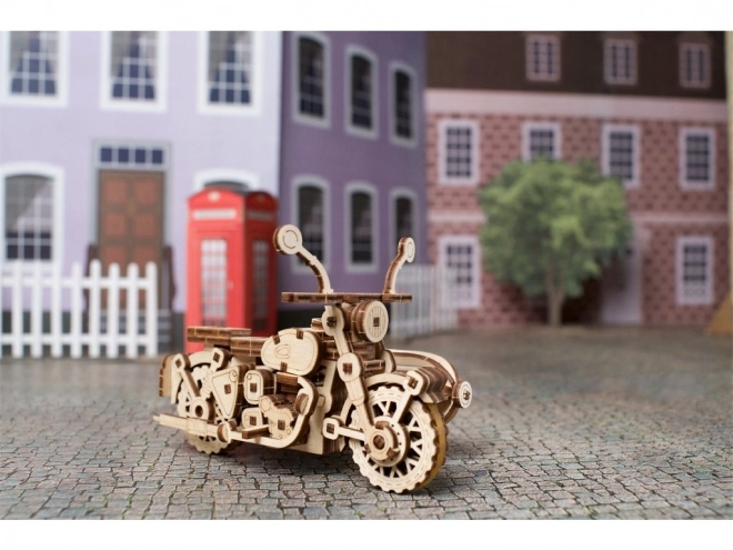 Ugears 3D Holz-Mechanikpuzzle Militär LKW