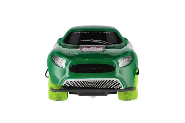 RC Rennwagen grün mit Licht