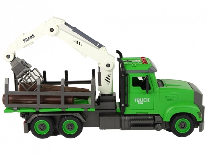 Grüner Holztransportwagen