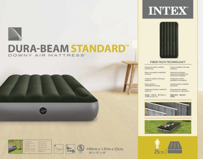 Großes aufblasbares Bett mit eingebauter Pumpe von Intex