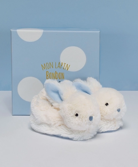 Doudou Geschenkset - Krabbelschuhe mit Rasseln Hase Blau 0-6 Monate