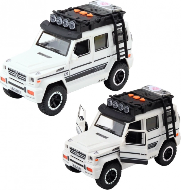 Geländewagen mit Licht- und Soundeffekten HH6688