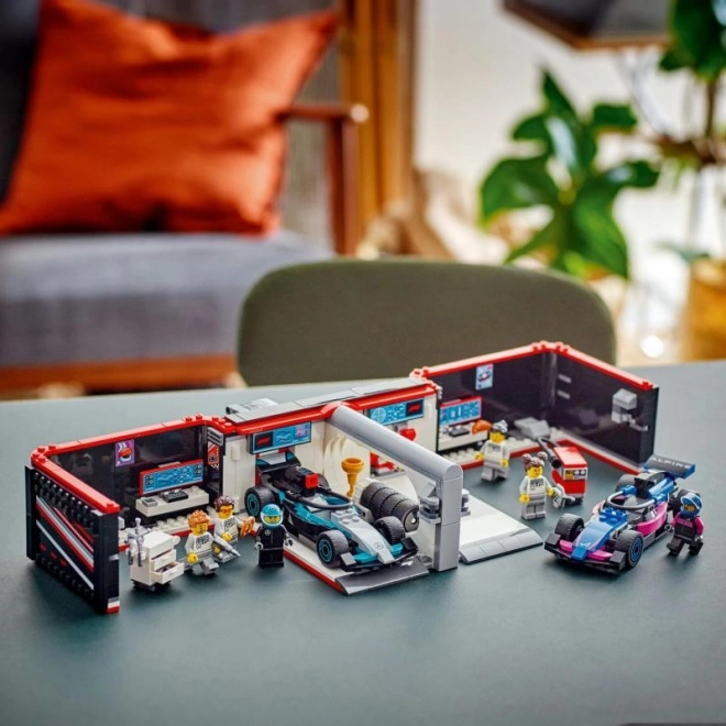 Lego City F1-Garage und Rennboliden Mercedes-AMG und Alpine