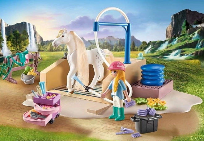 Playmobil Figurenset Isabella und Lioness mit Pferdewaschplatz