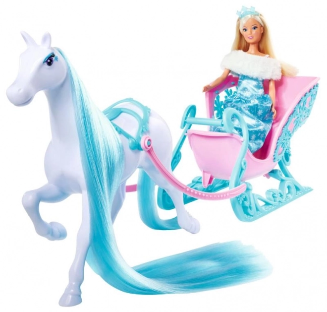 Steffi als Schnee-Prinzessin mit Pferd