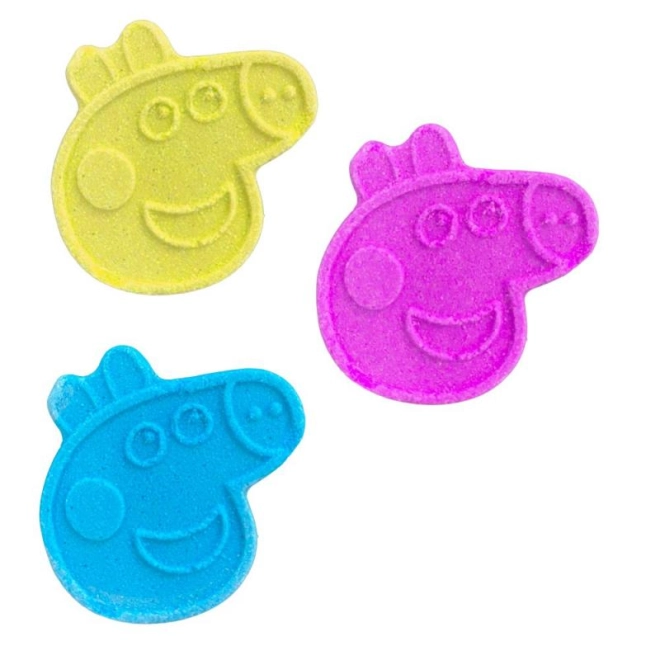 Drei fröhliche Farben und PEPPA-PIG-Form