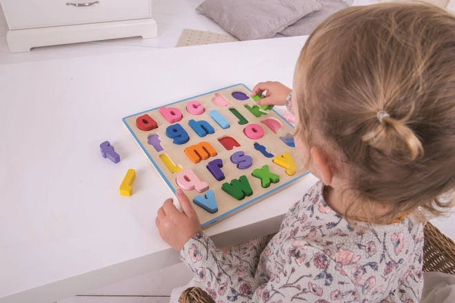 Farbiges Alphabet für einfaches Lernen